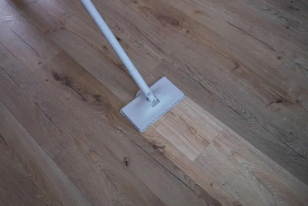 Hardwood Floor Cleaning Tips