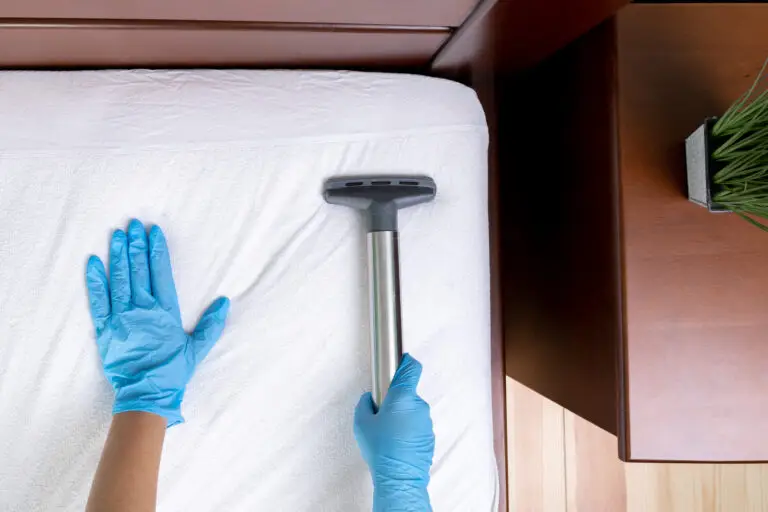 How to Clean a Guest Room in a Hotel