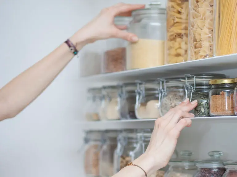 How to clean your kitchen pantry