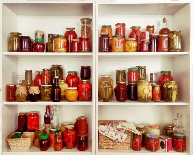 How to organize a pantry