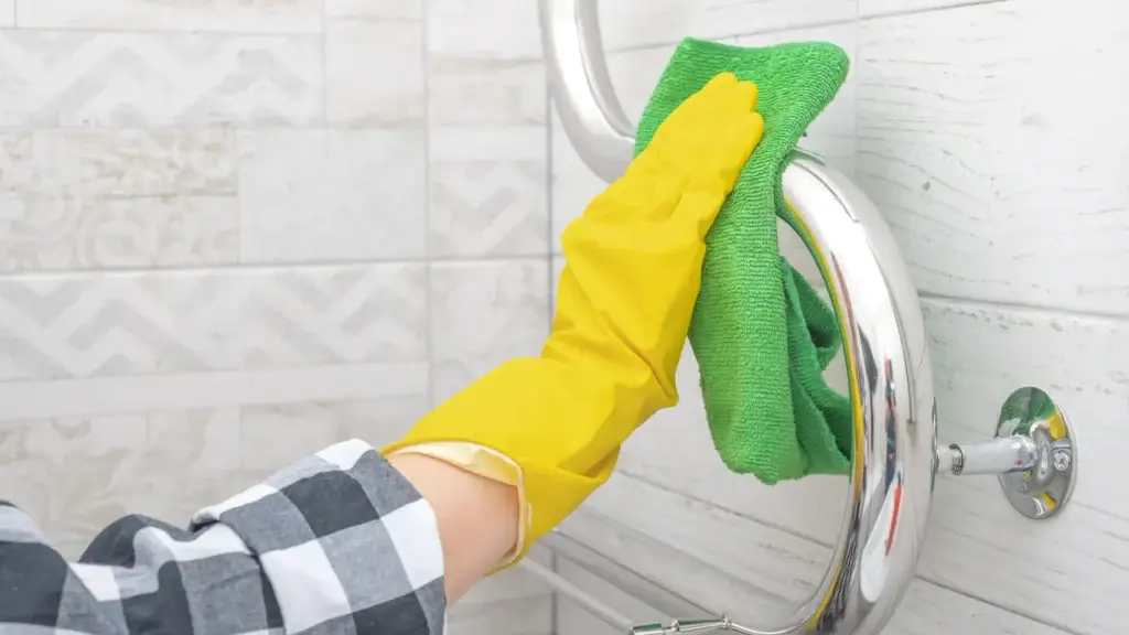 Bathroom Deep Cleaning: The Complete Step-by-Step Guide